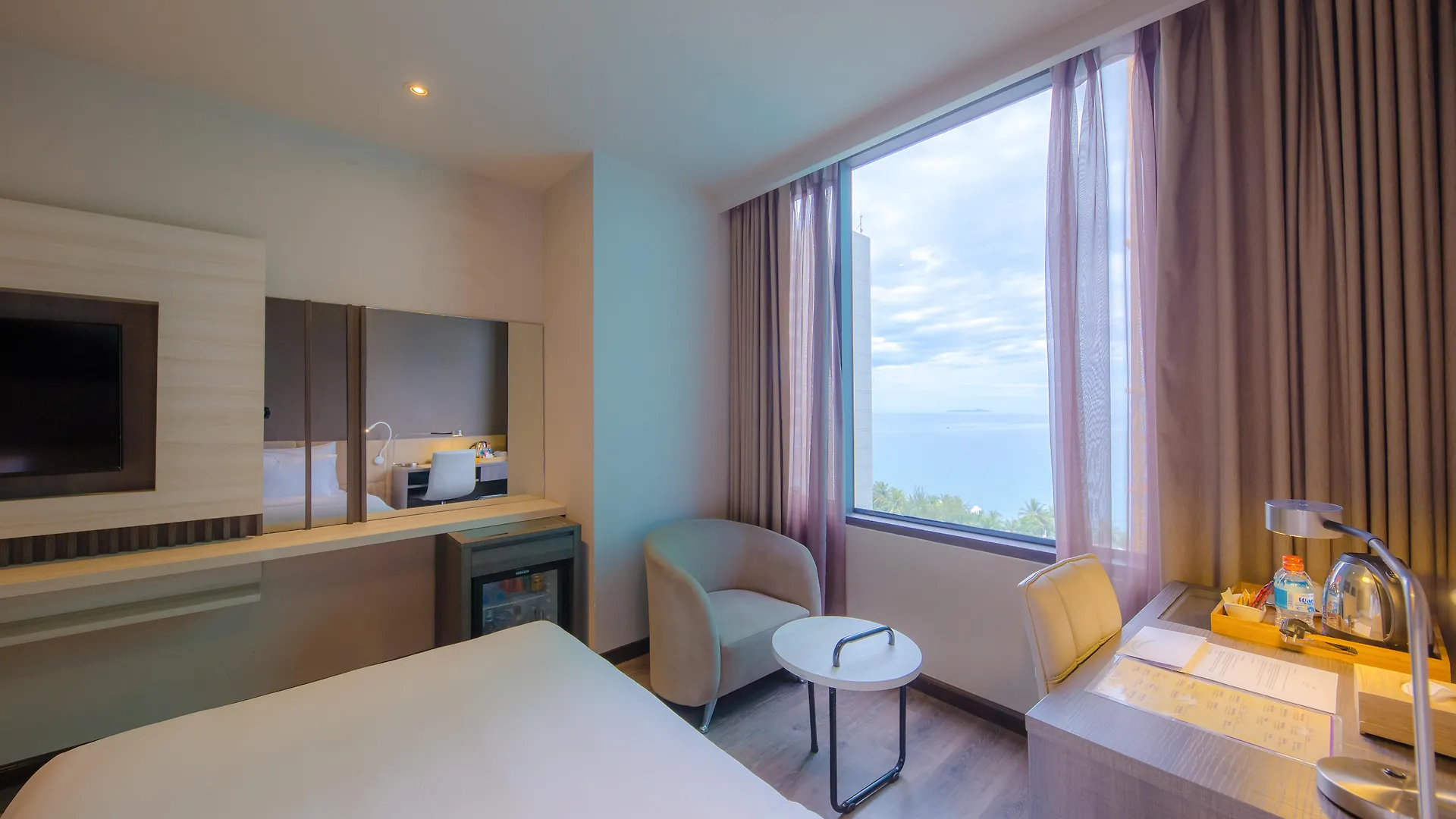 Alana Nha Trang Beach Hotel